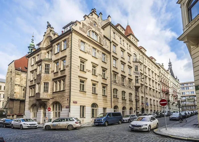 Hostel Hlávkova