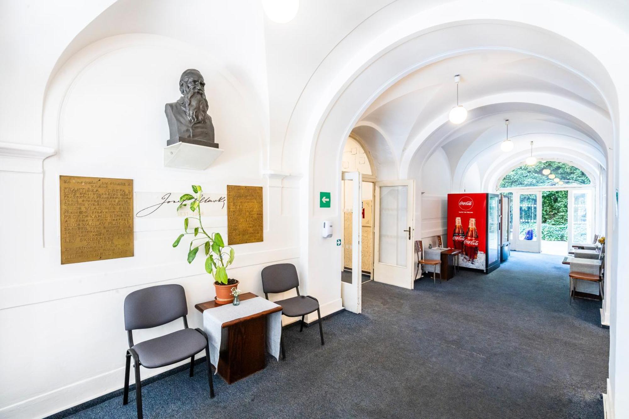 Hlávkova Hostel